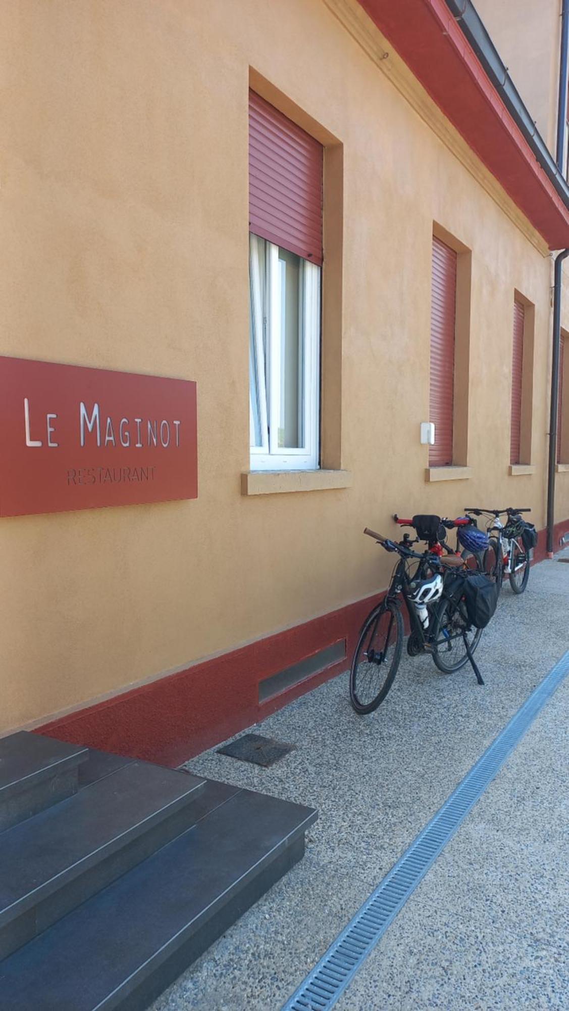 Le Maginot Relais Bed & Breakfast Castelvetro Piacentino Bagian luar foto