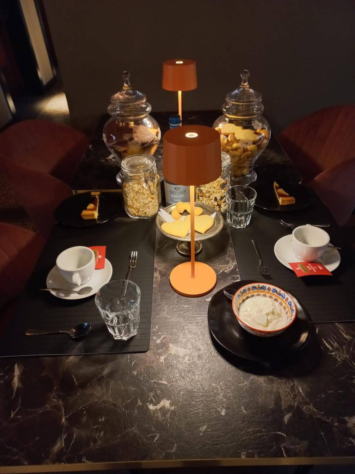 Le Maginot Relais Bed & Breakfast Castelvetro Piacentino Bagian luar foto