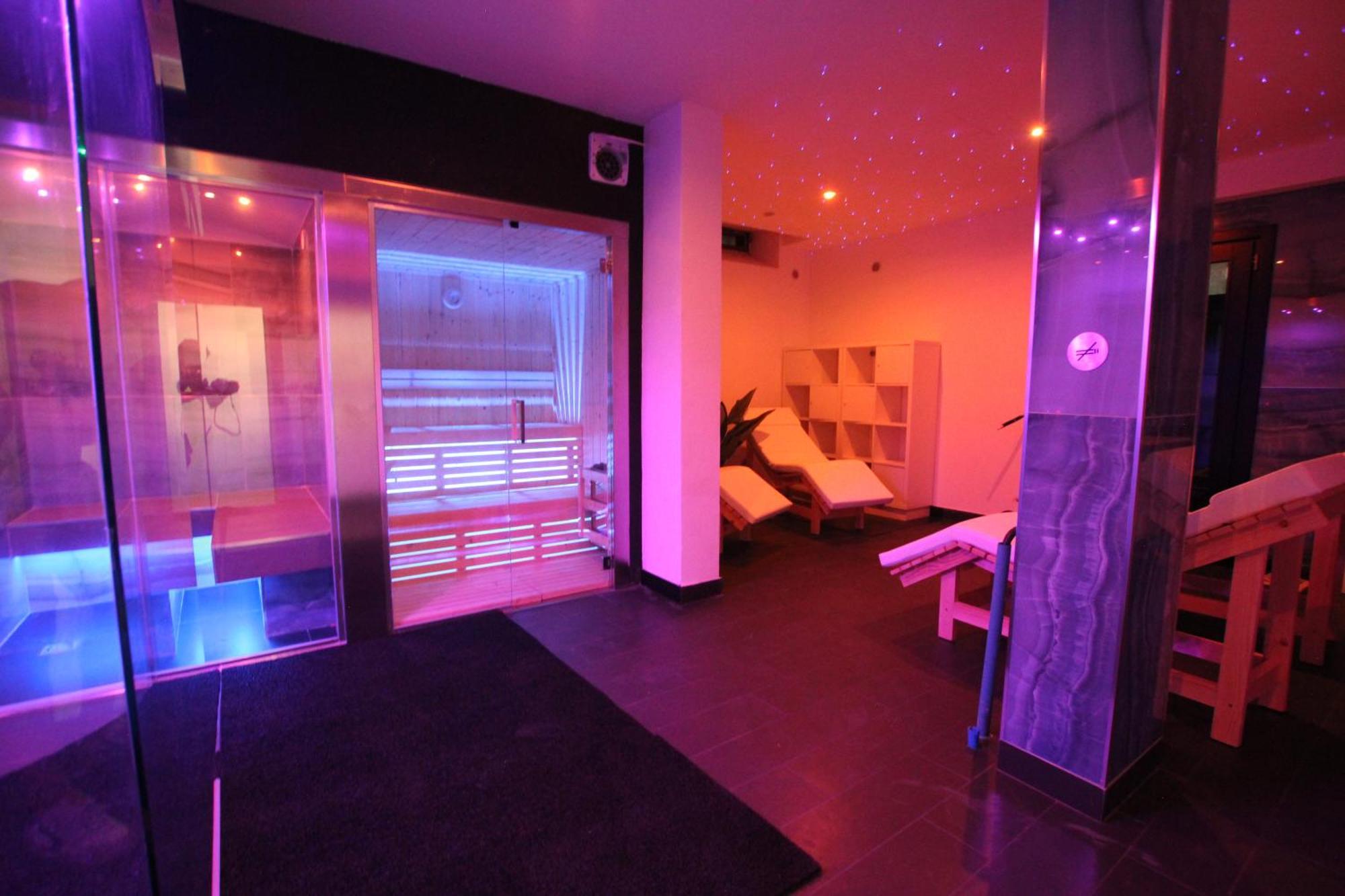 Le Maginot Relais Bed & Breakfast Castelvetro Piacentino Bagian luar foto